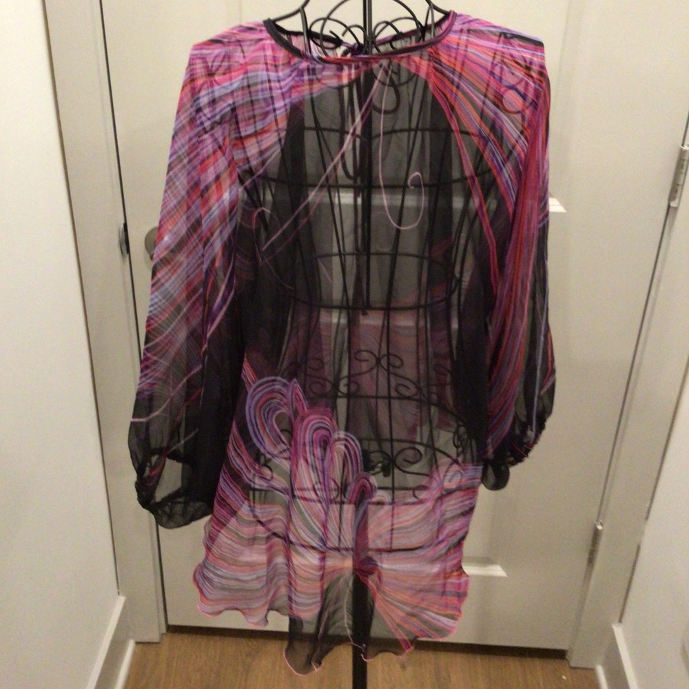 Semi-Sheer Chiffon Tunic Blouse - Picture 4 of 9